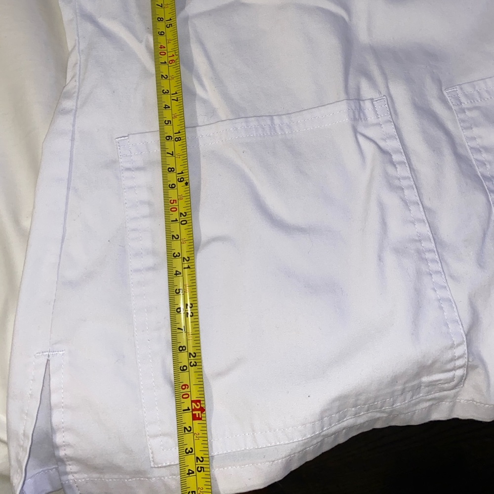 Scrub top - Picture 3 of 4